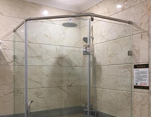 游戏赛车总动员攻略（驾驶技巧、赛道分析和车辆升级的关键秘籍）